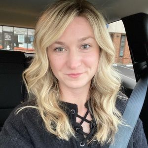 Meet your Posher, Amanda